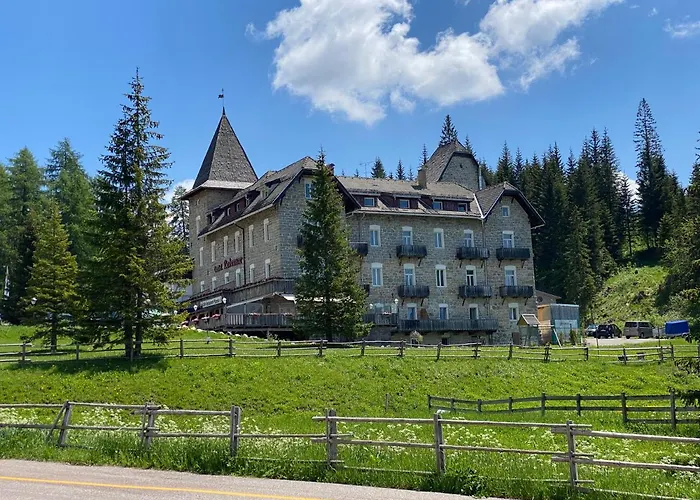 Hotel Castel Latemar